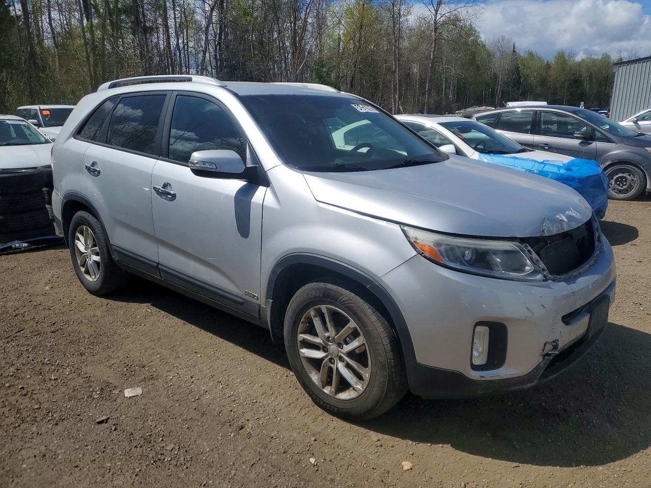 2014 KIA SORENTO LX photo 10