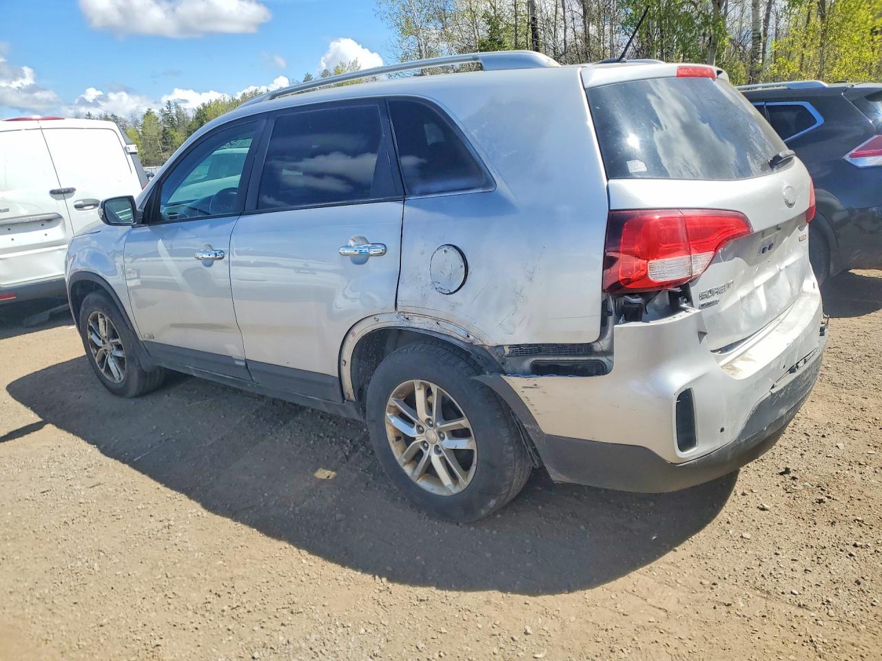 2014 KIA SORENTO LX photo 4