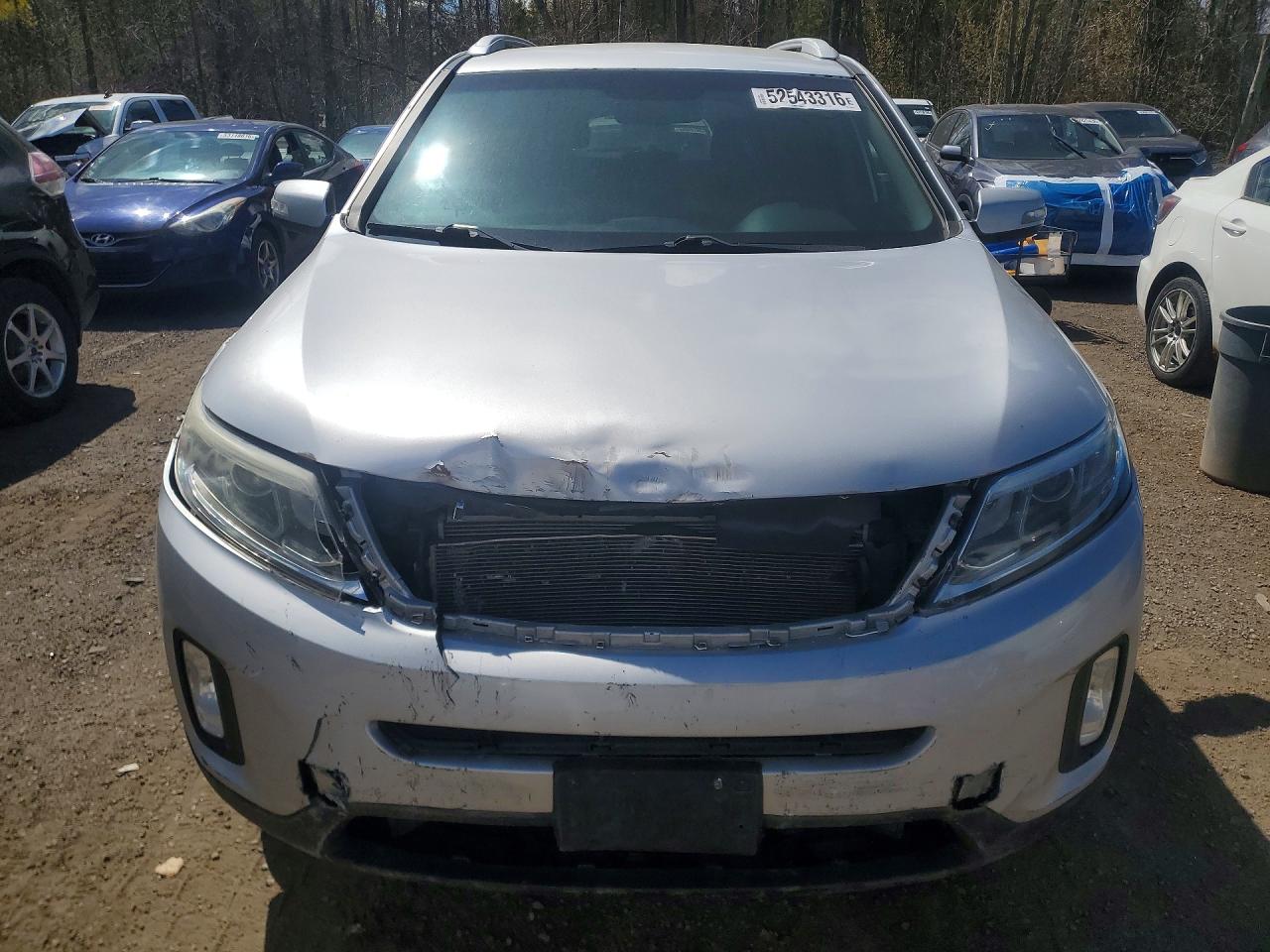 2014 KIA SORENTO LX photo 13