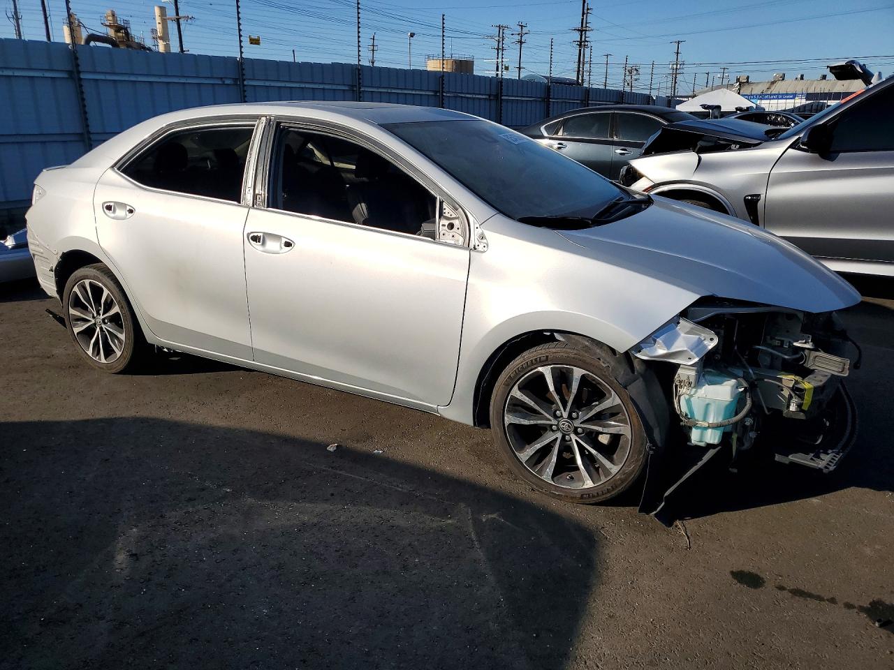2017 TOYOTA COROLLA XSE photo 10