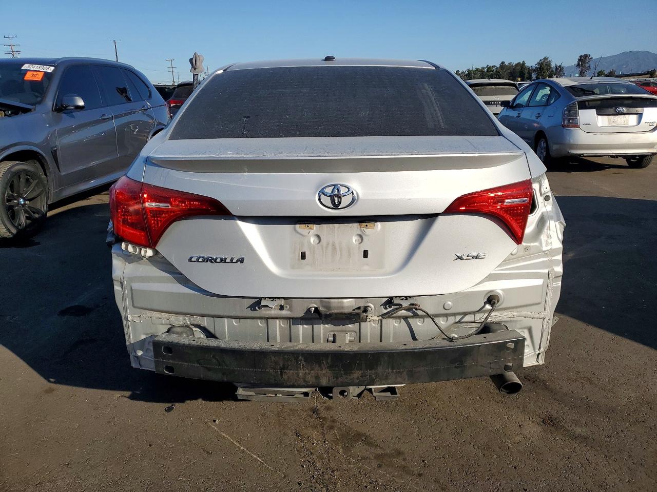 2017 TOYOTA COROLLA XSE photo 16