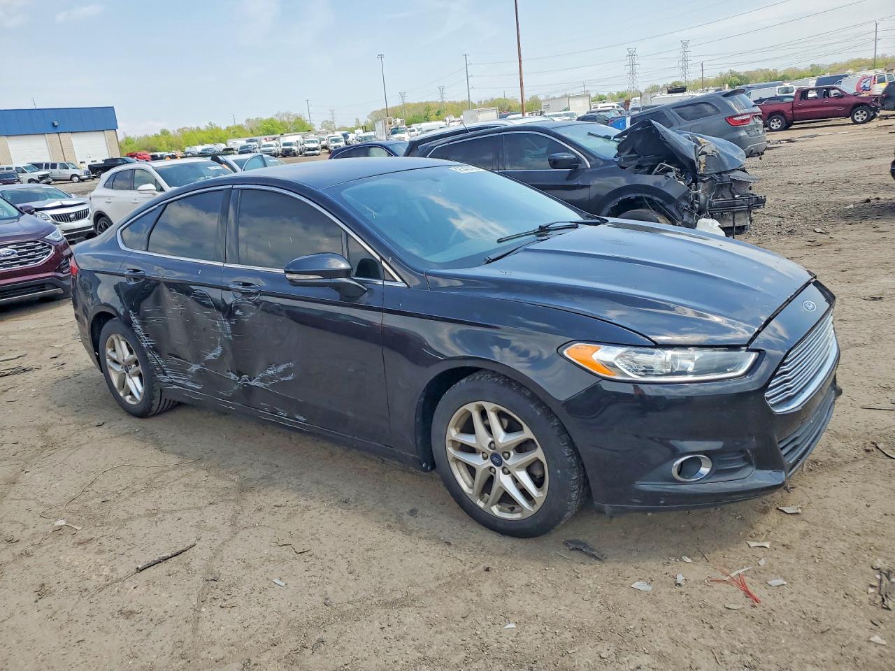 2013 FORD FUSION SE photo 7