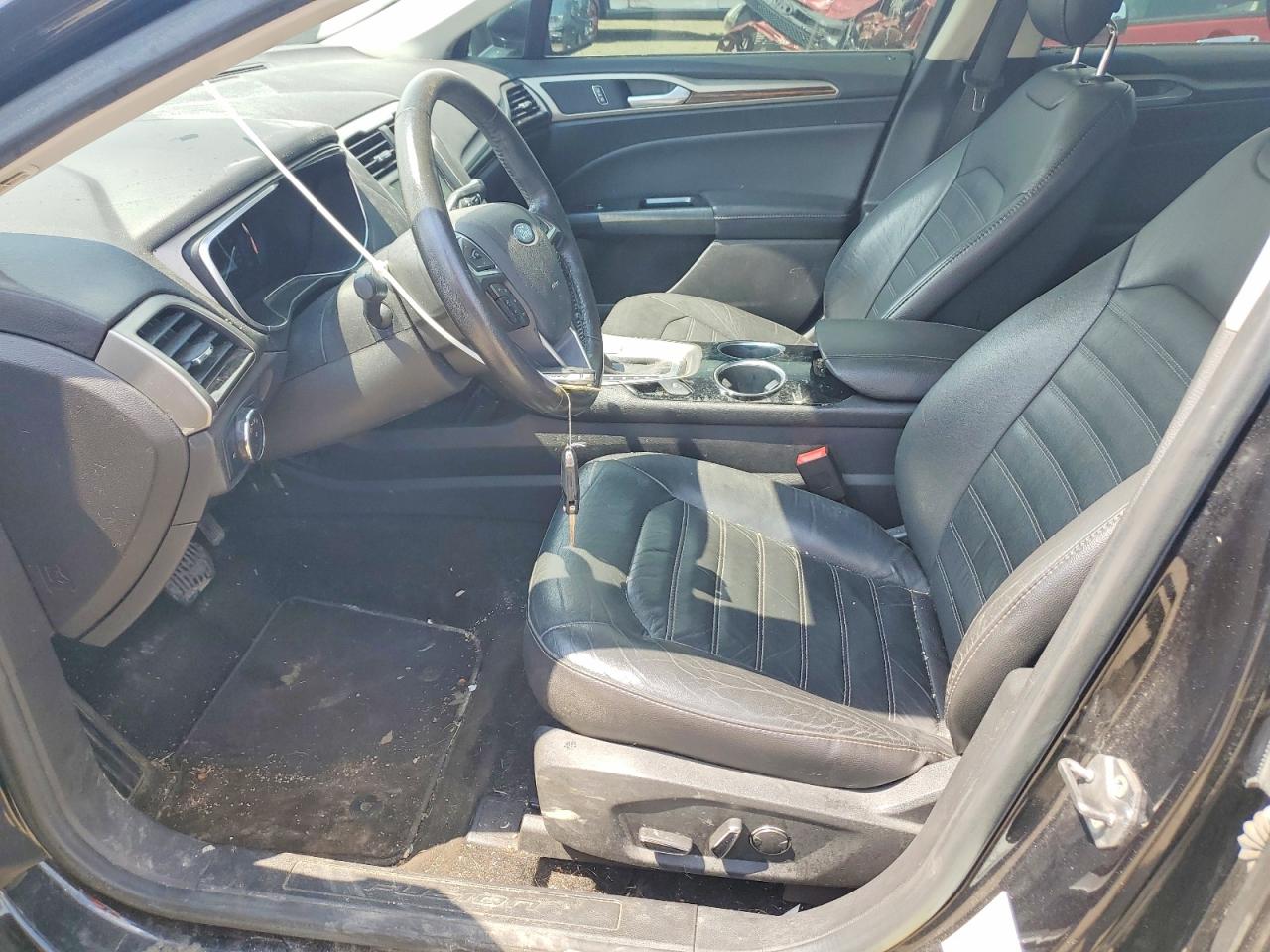 2013 FORD FUSION SE photo 13