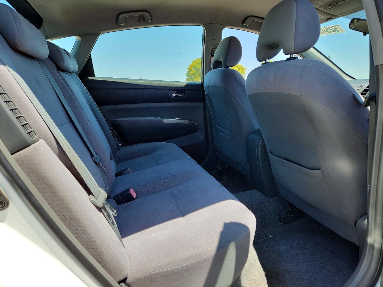 2007 TOYOTA PRIUS BASE photo 19