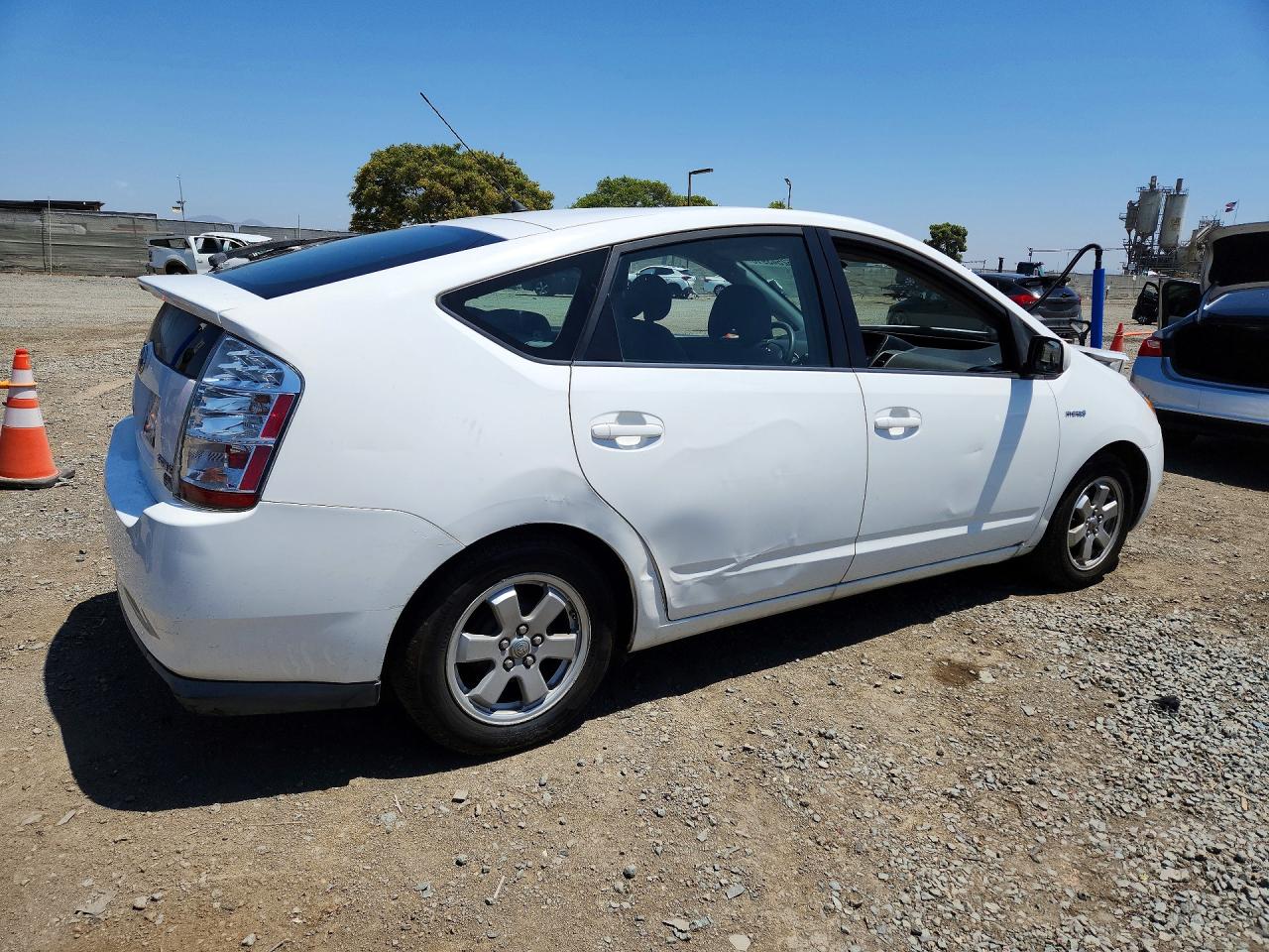 2007 TOYOTA PRIUS BASE photo 5