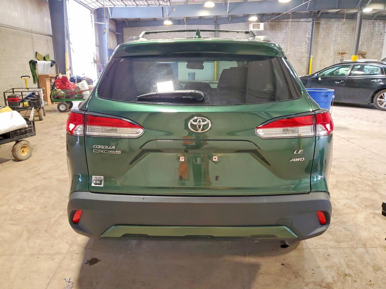 2023 TOYOTA COROLLA CROSS LE photo 16