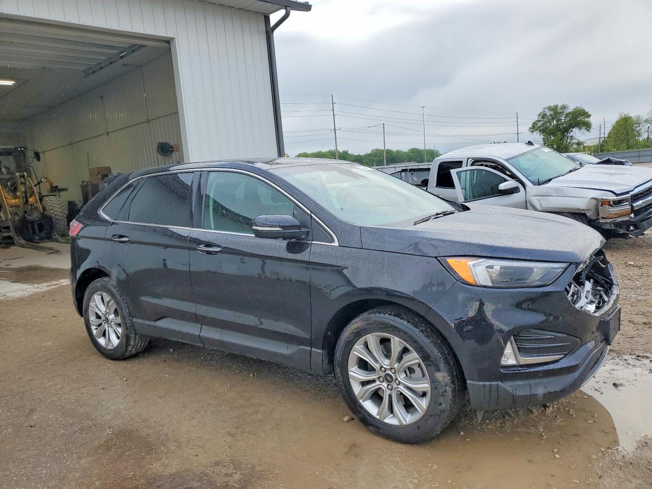 2024 FORD EDGE TITANIUM photo 4