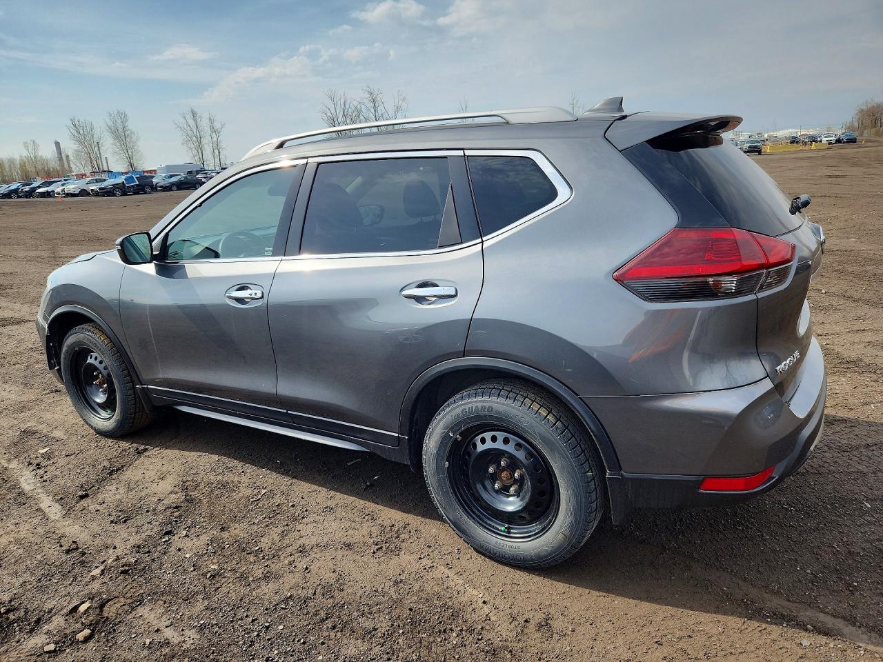 2019 NISSAN ROGUE S photo 4