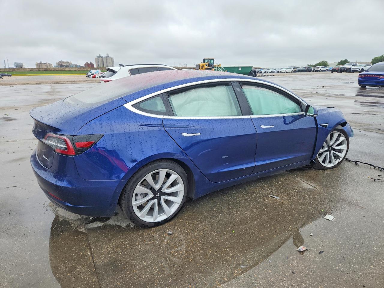 2018 TESLA MODEL 3 photo 5