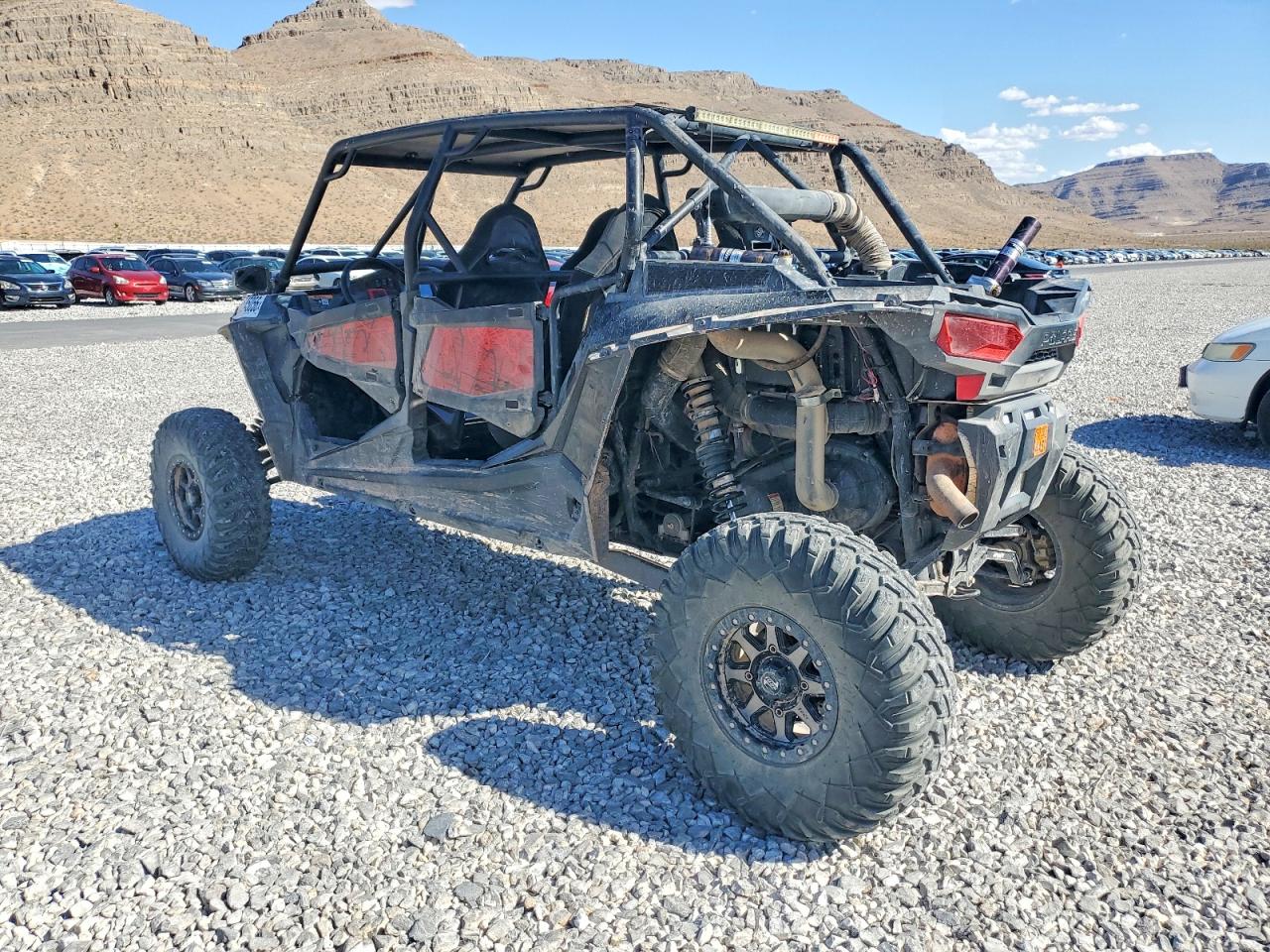 2018 POLARIS RZR UTILITY VEHICLE photo 5