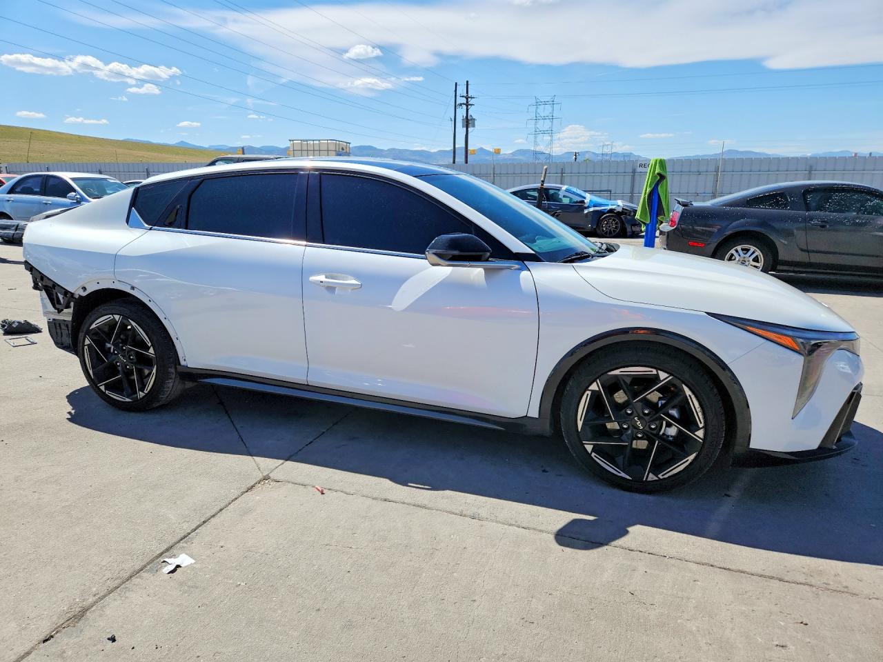 2025 KIA K4 GT LINE photo 4