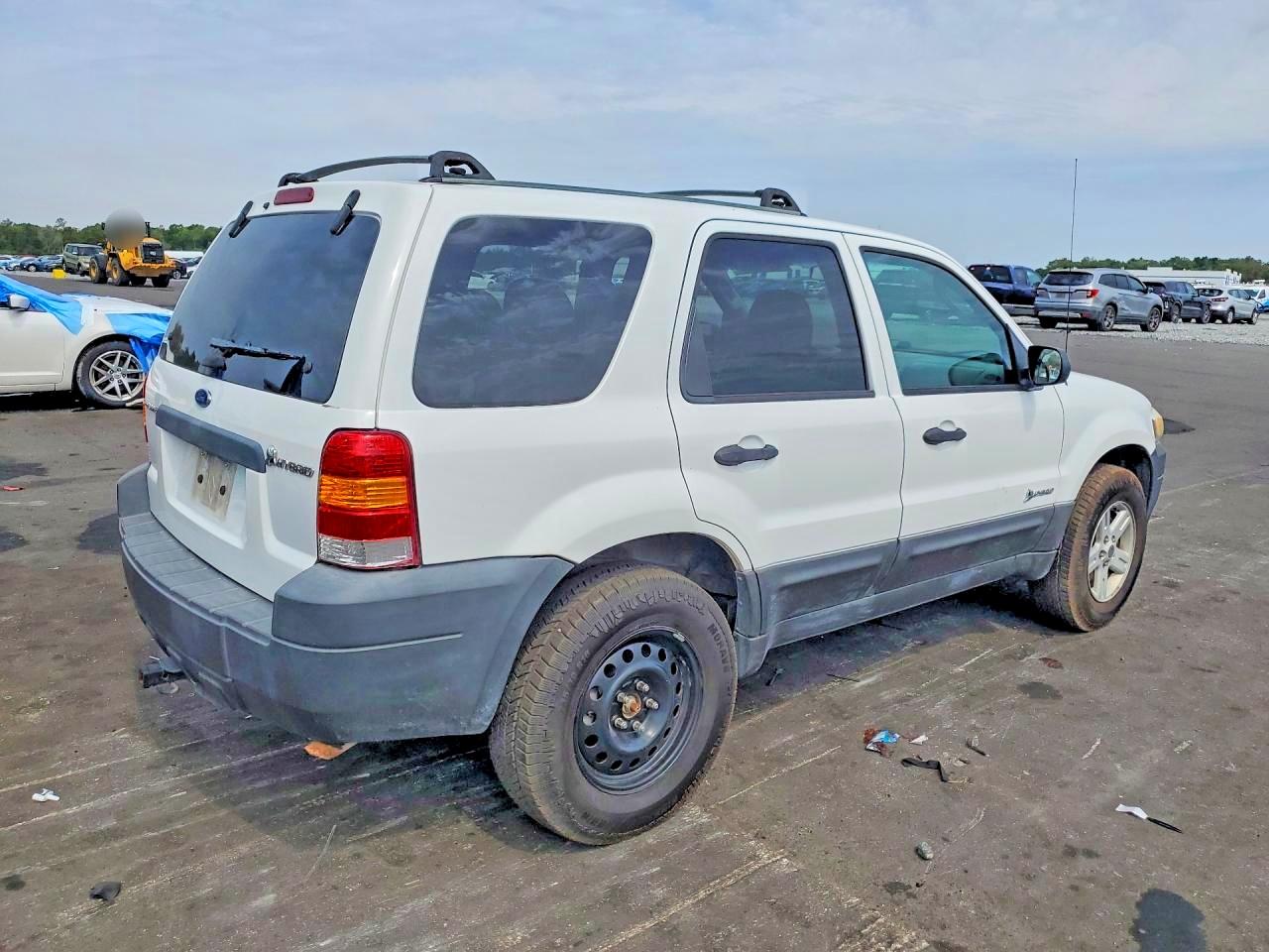 2005 FORD ESCAPE HEV photo 3