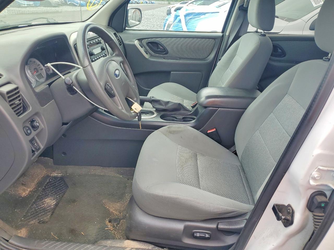 2005 FORD ESCAPE HEV photo 7