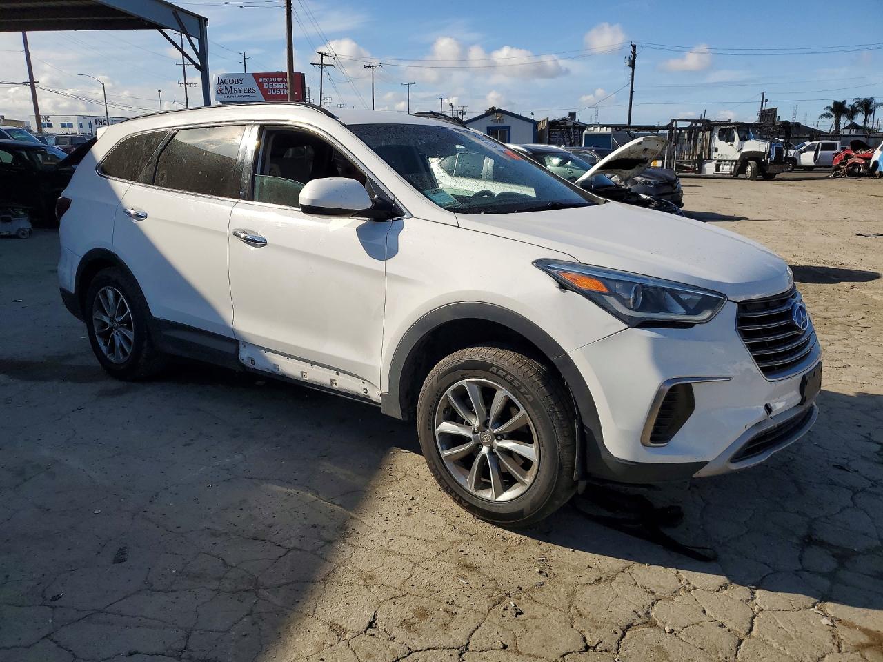 2019 HYUNDAI SANTA FE photo 4