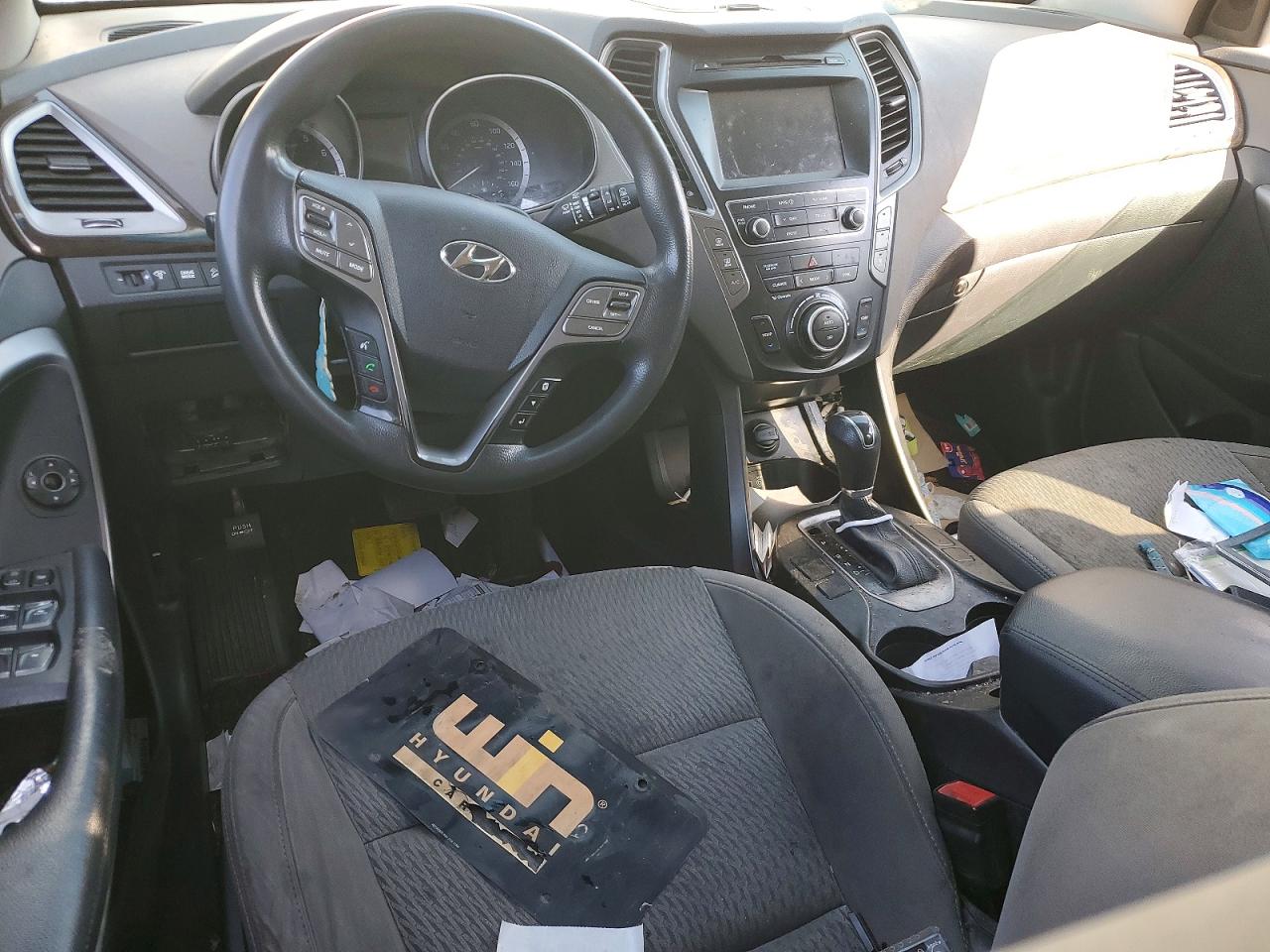 2019 HYUNDAI SANTA FE photo 8