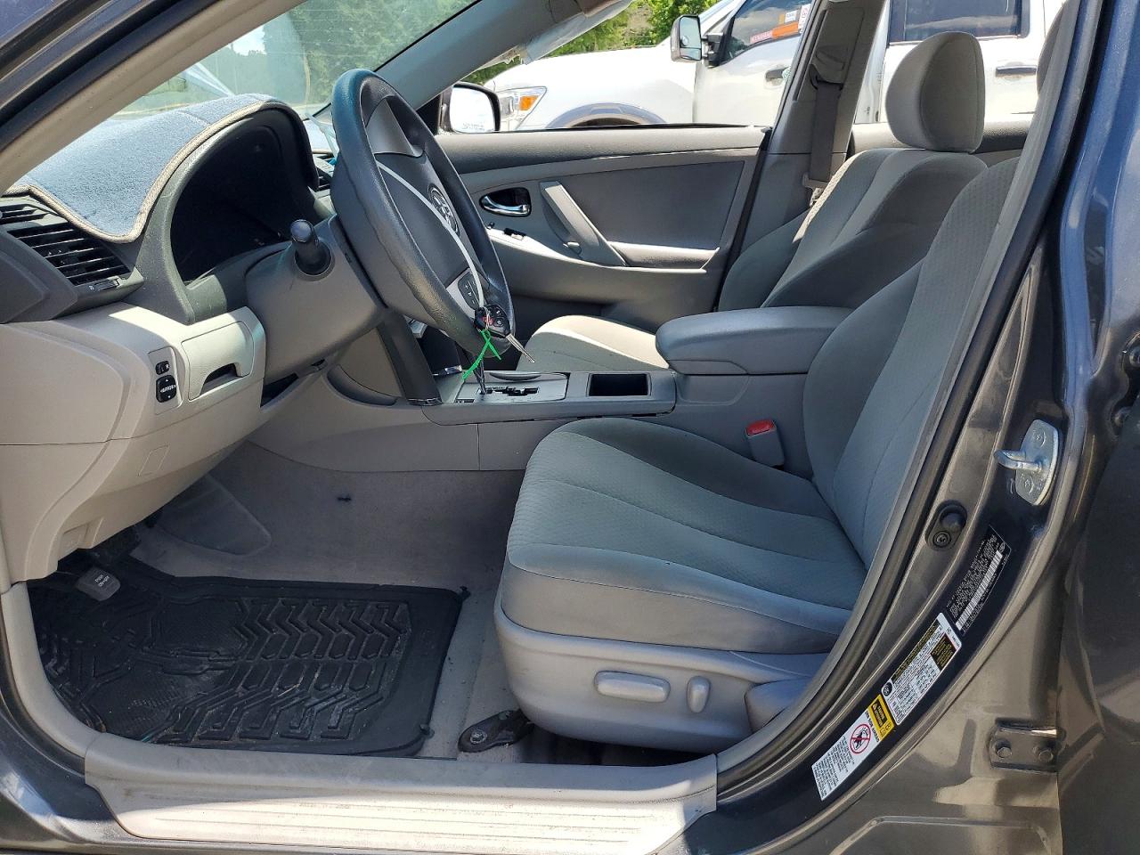 2008 TOYOTA CAMRY LE photo 13