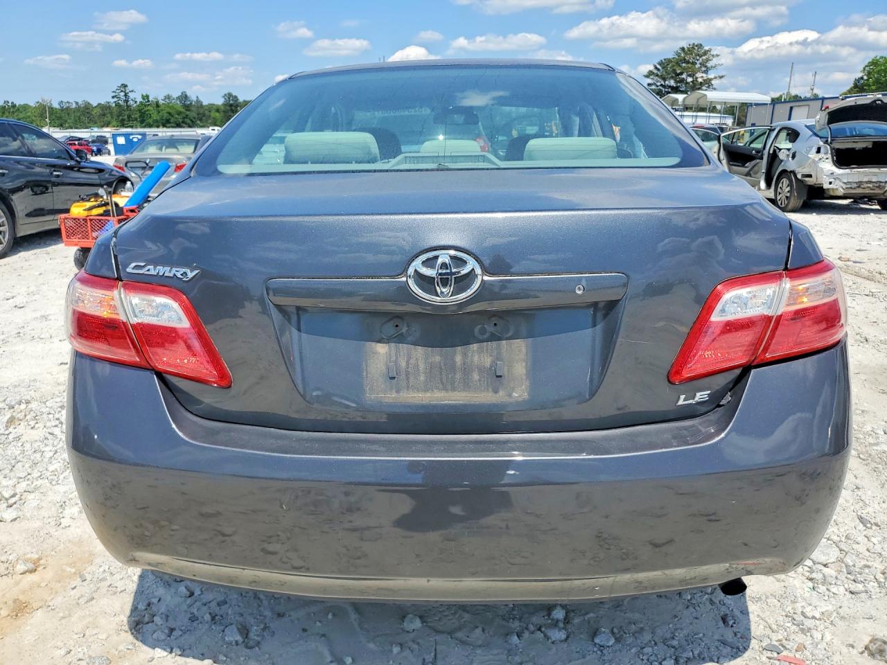 2008 TOYOTA CAMRY LE photo 11