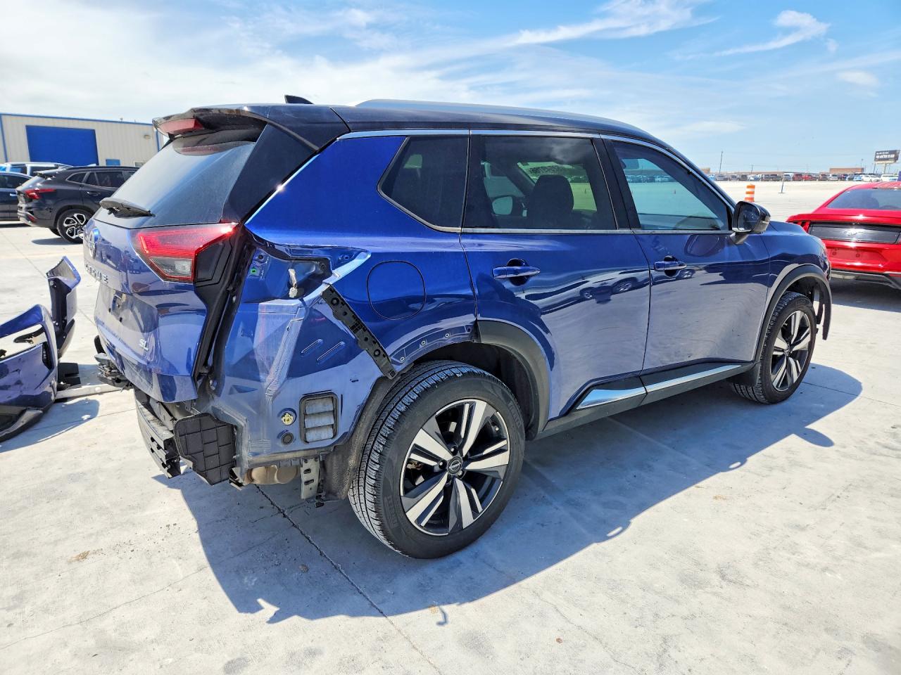 2023 NISSAN ROGUE SL photo 3