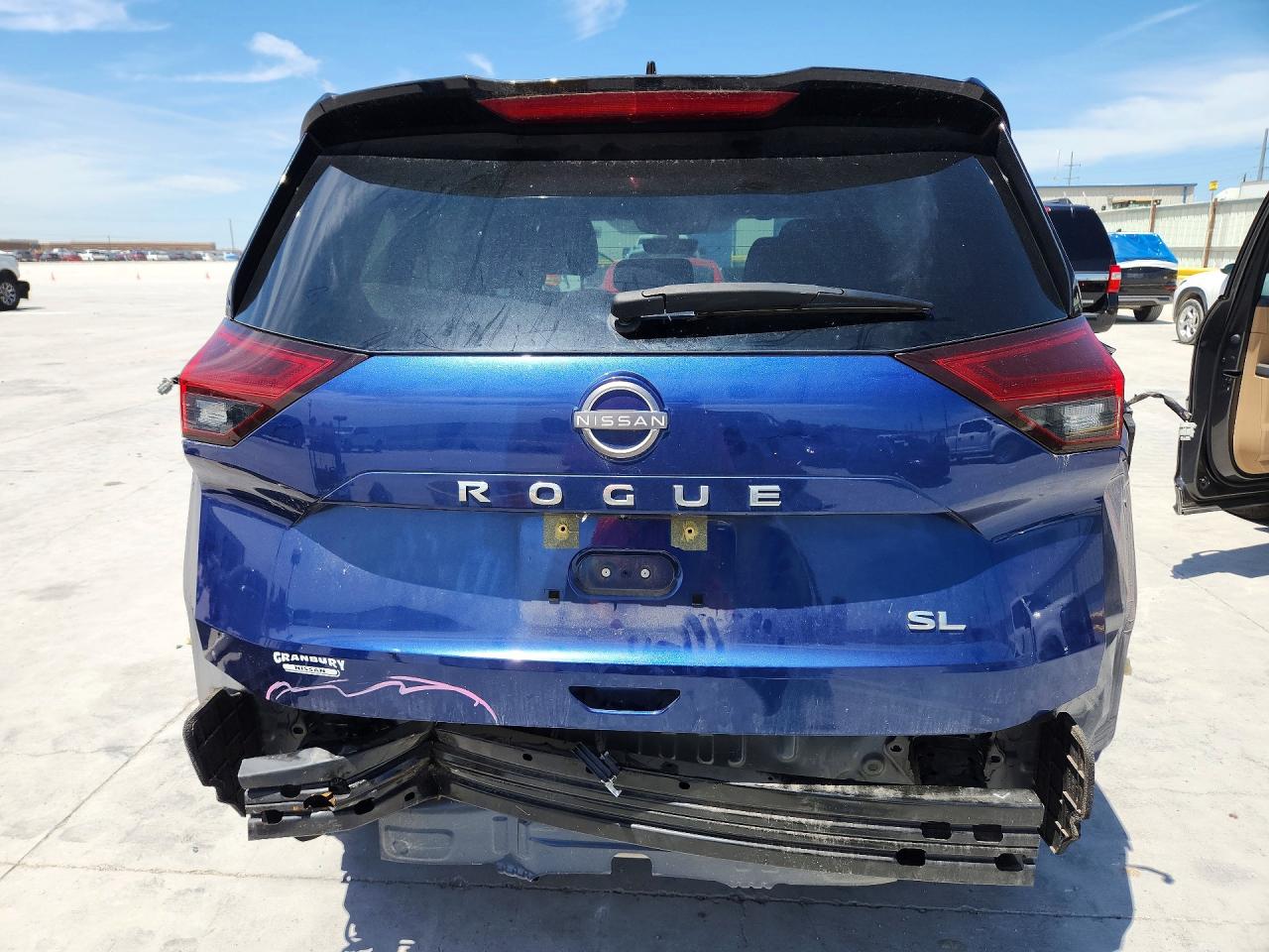 2023 NISSAN ROGUE SL photo 6
