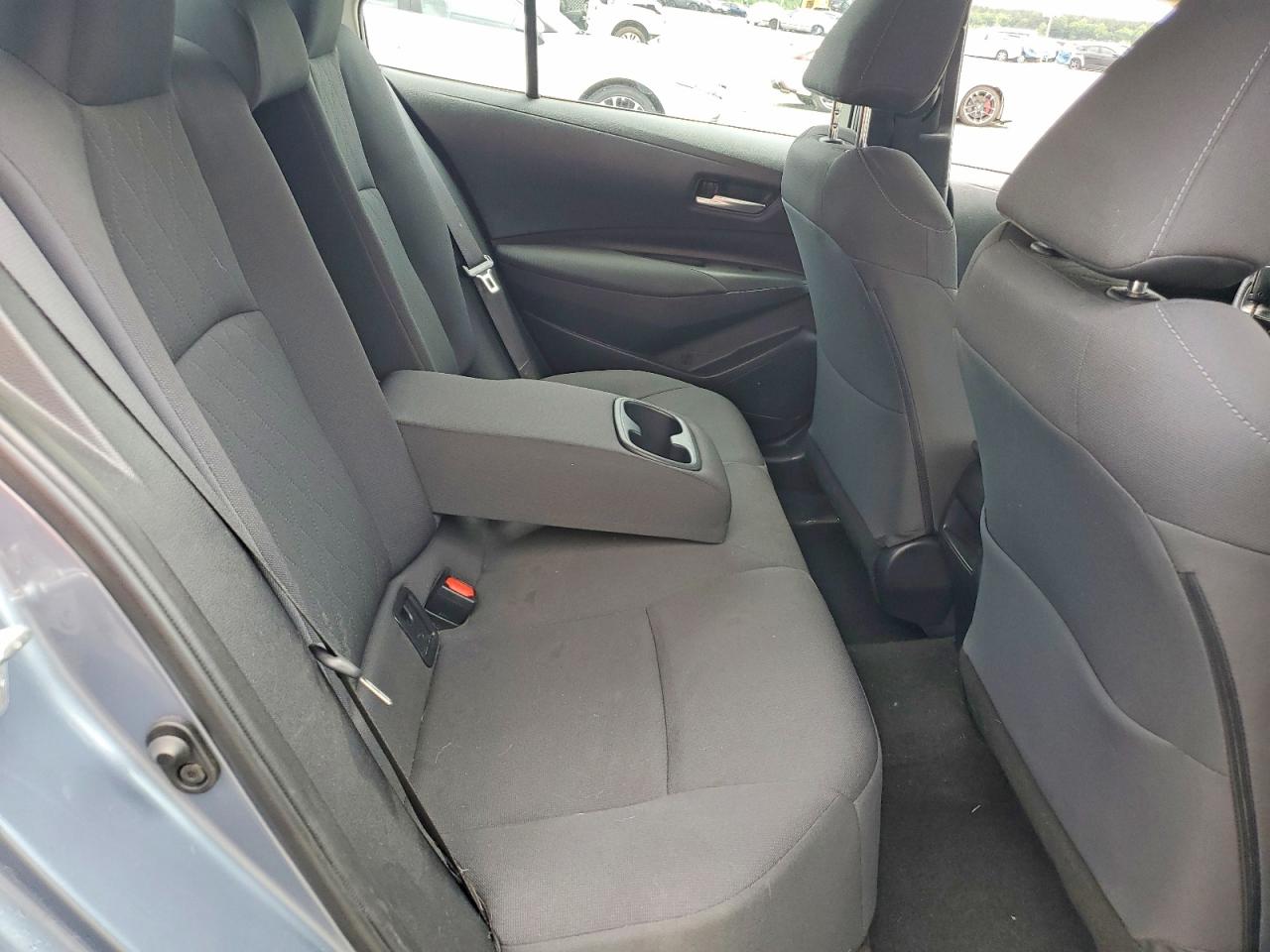 2020 TOYOTA COROLLA LE photo 19