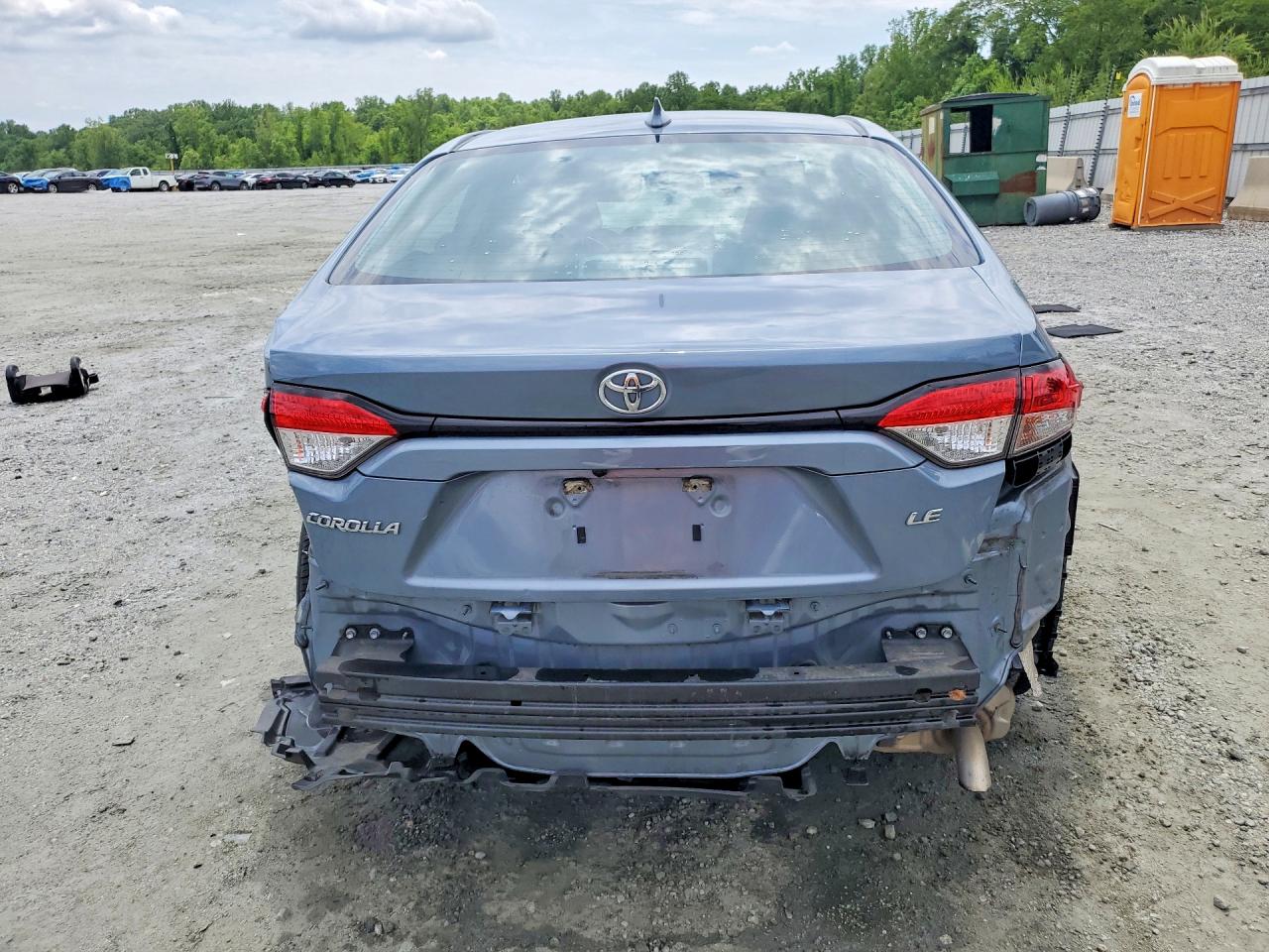 2020 TOYOTA COROLLA LE photo 11