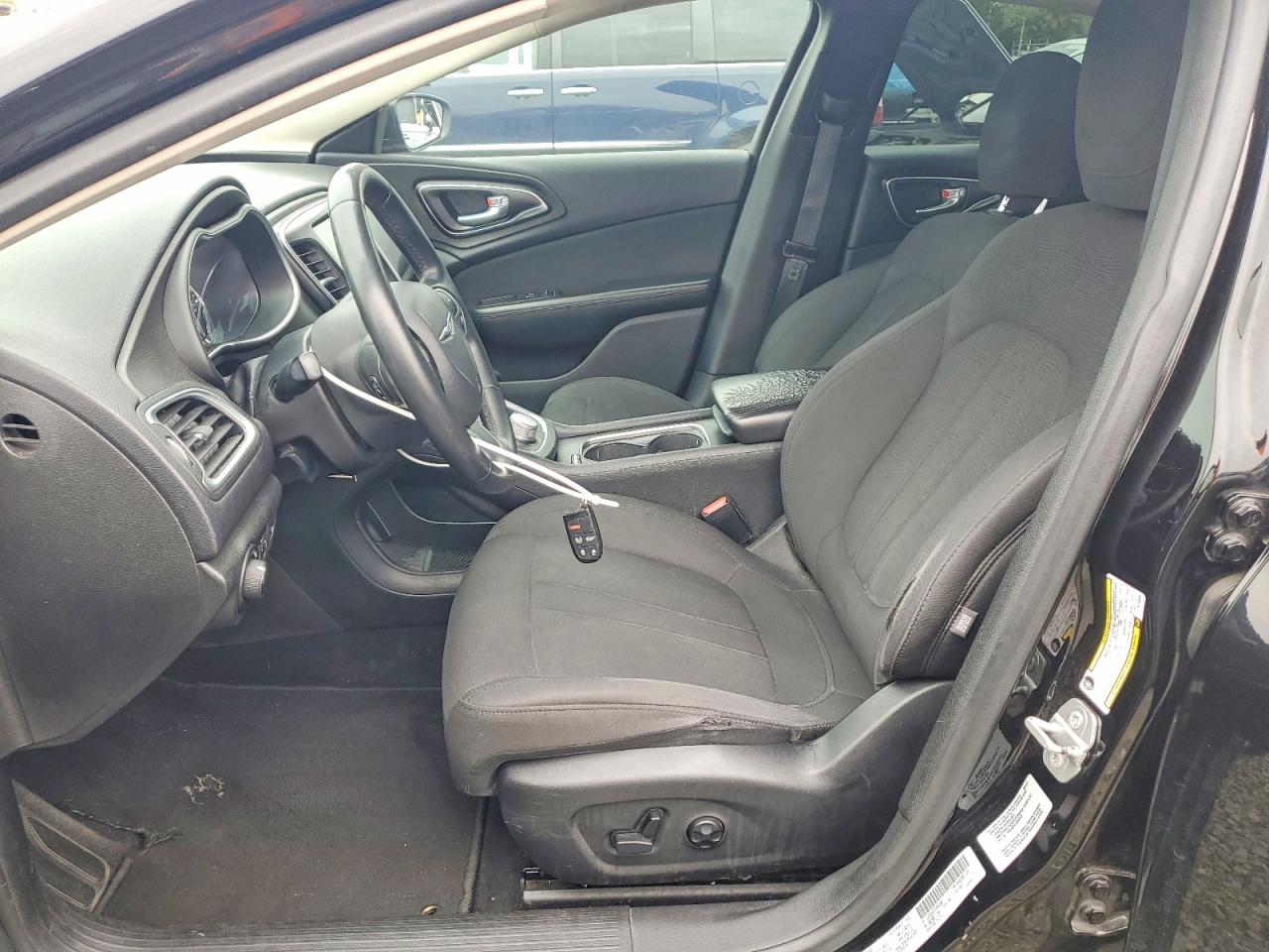 2015 CHRYSLER 200 LIMITED photo 13