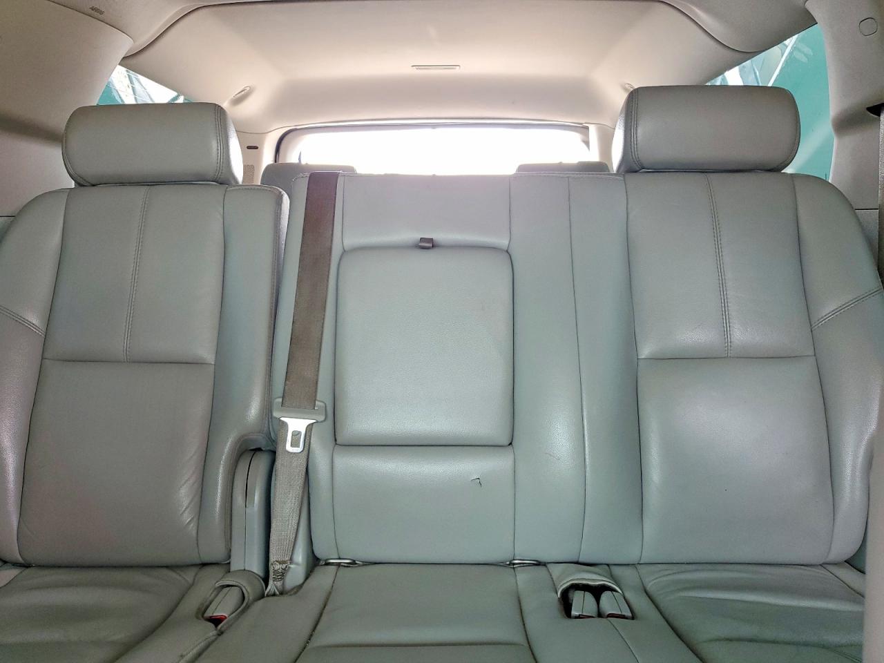 2007 GMC YUKON XL K1500 photo 28