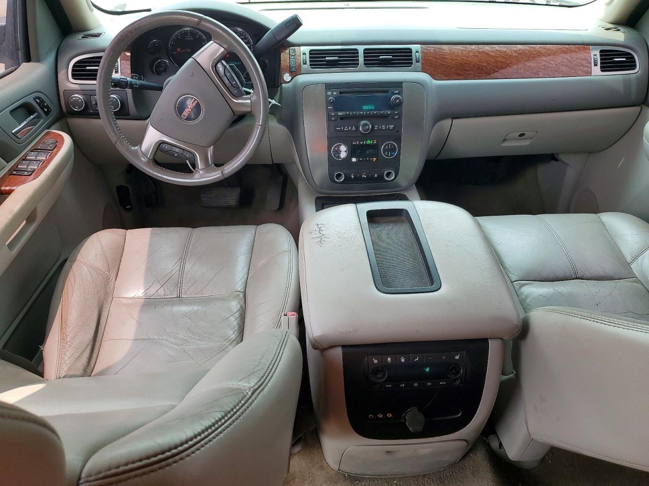2007 GMC YUKON XL K1500 photo 22