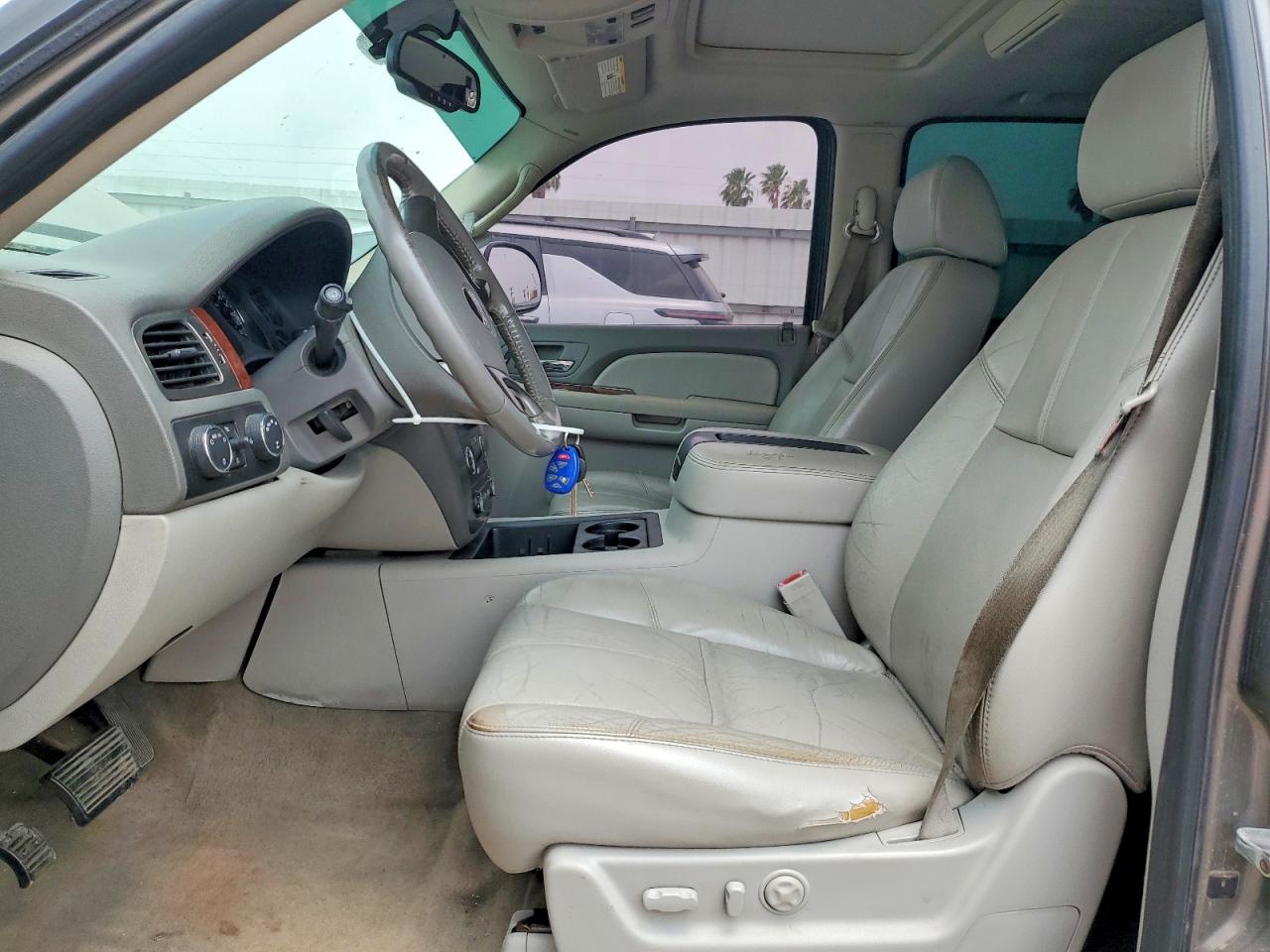2007 GMC YUKON XL K1500 photo 19