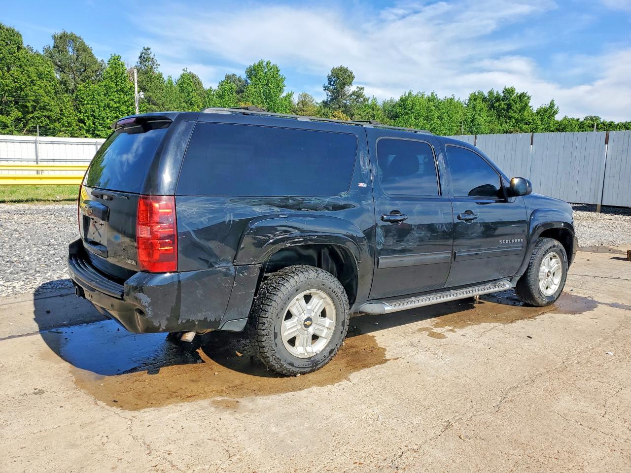 2012 CHEVROLET SUBURBAN K1500 LT photo 7