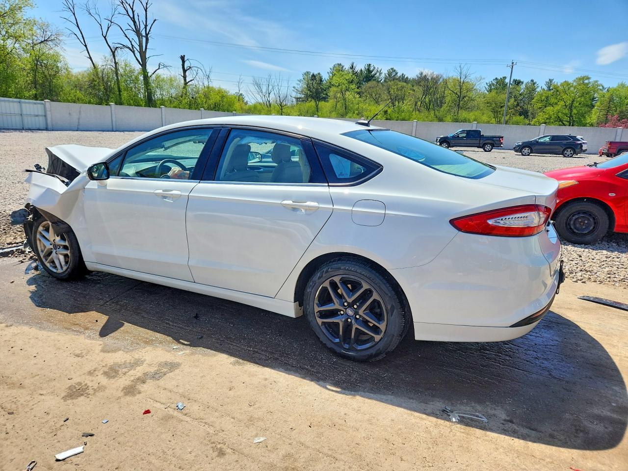 2013 FORD FUSION SE photo 2
