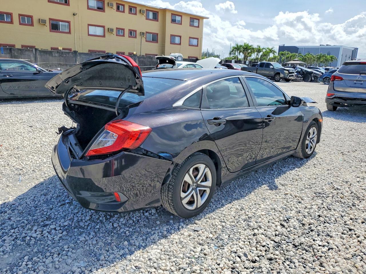 2016 HONDA CIVIC LX photo 5