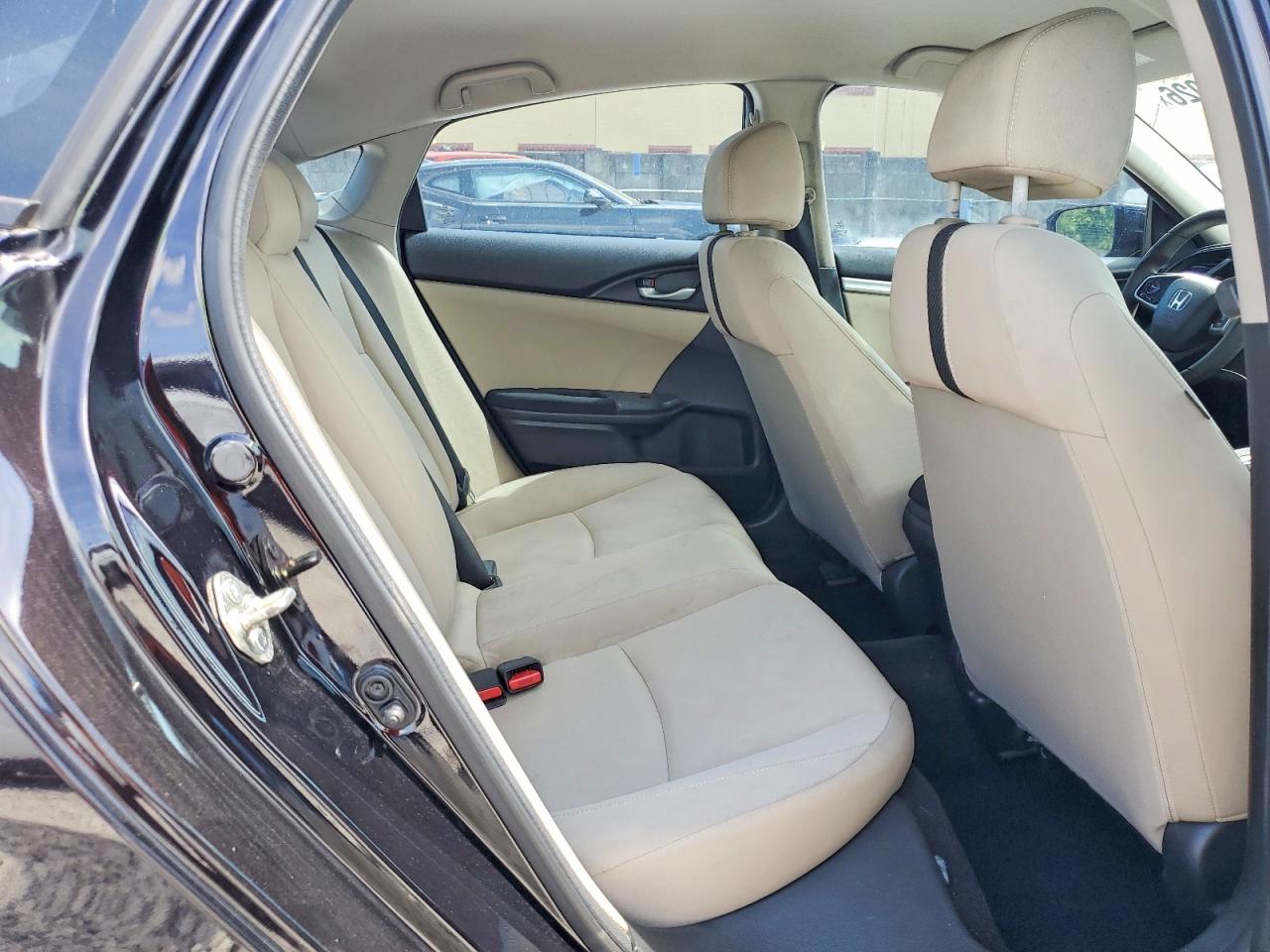 2016 HONDA CIVIC LX photo 19