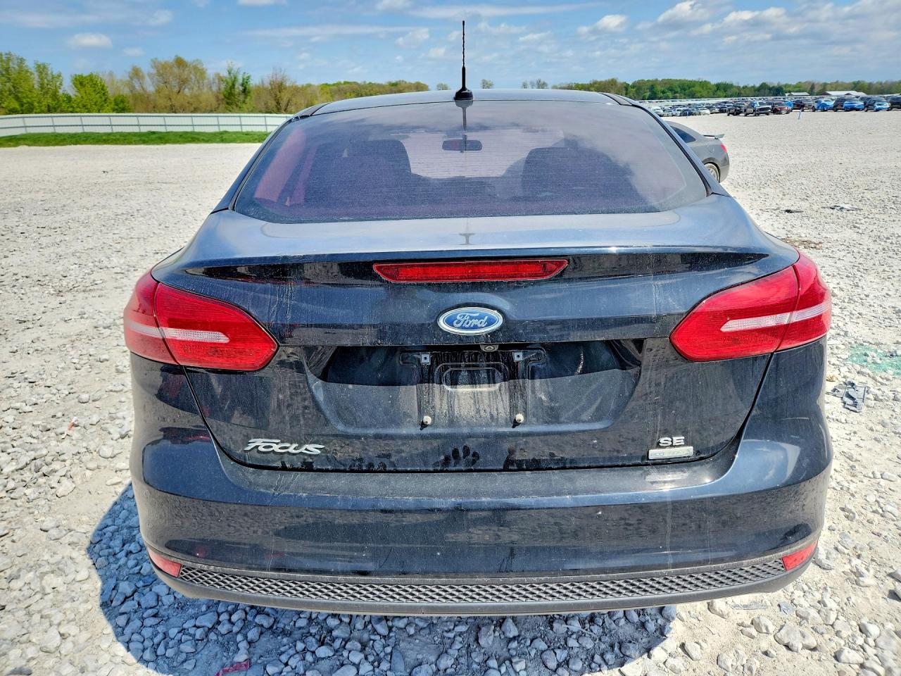 2018 FORD FOCUS SE photo 16