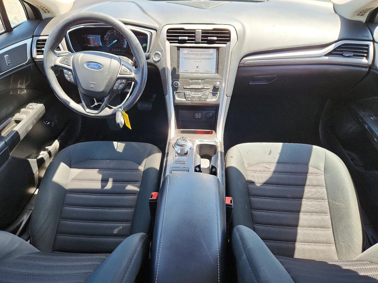 2019 FORD FUSION SE photo 15