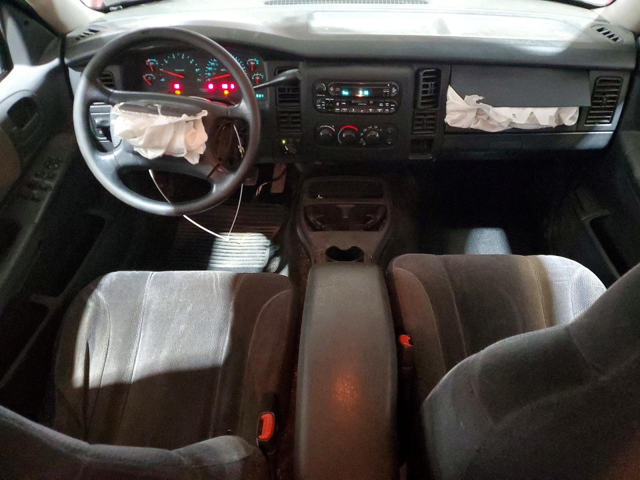 2003 DODGE DAKOTA QUAD SLT photo 22