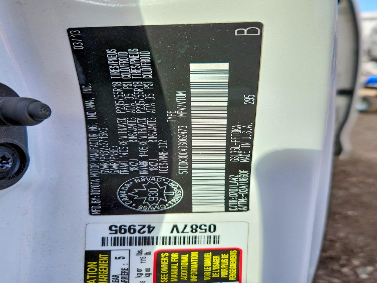 2013 TOYOTA SIENNA XLE 7-PASSENGER photo 25