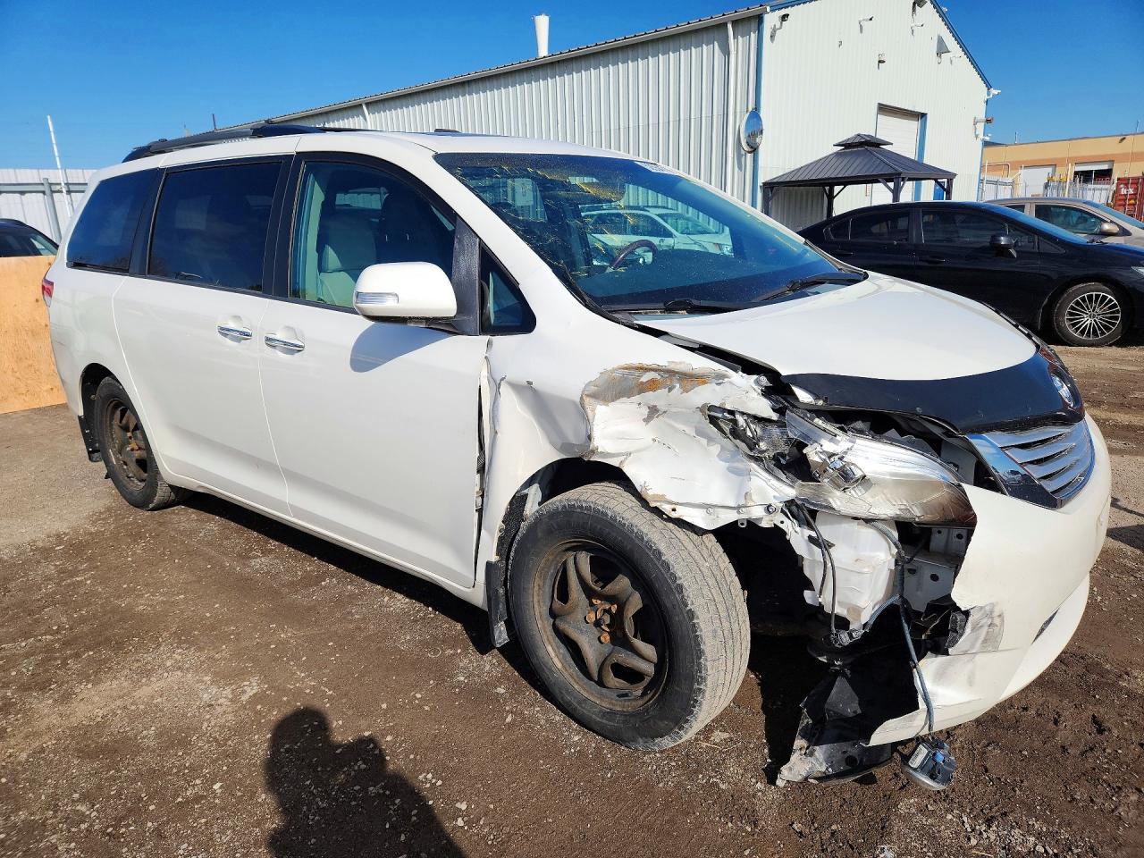 2013 TOYOTA SIENNA XLE 7-PASSENGER photo 7