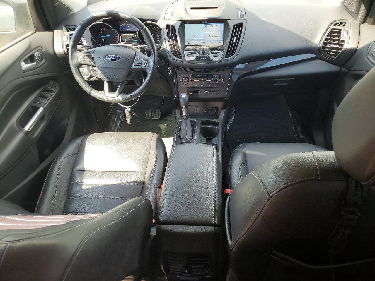 2017 FORD ESCAPE TITANIUM photo 15