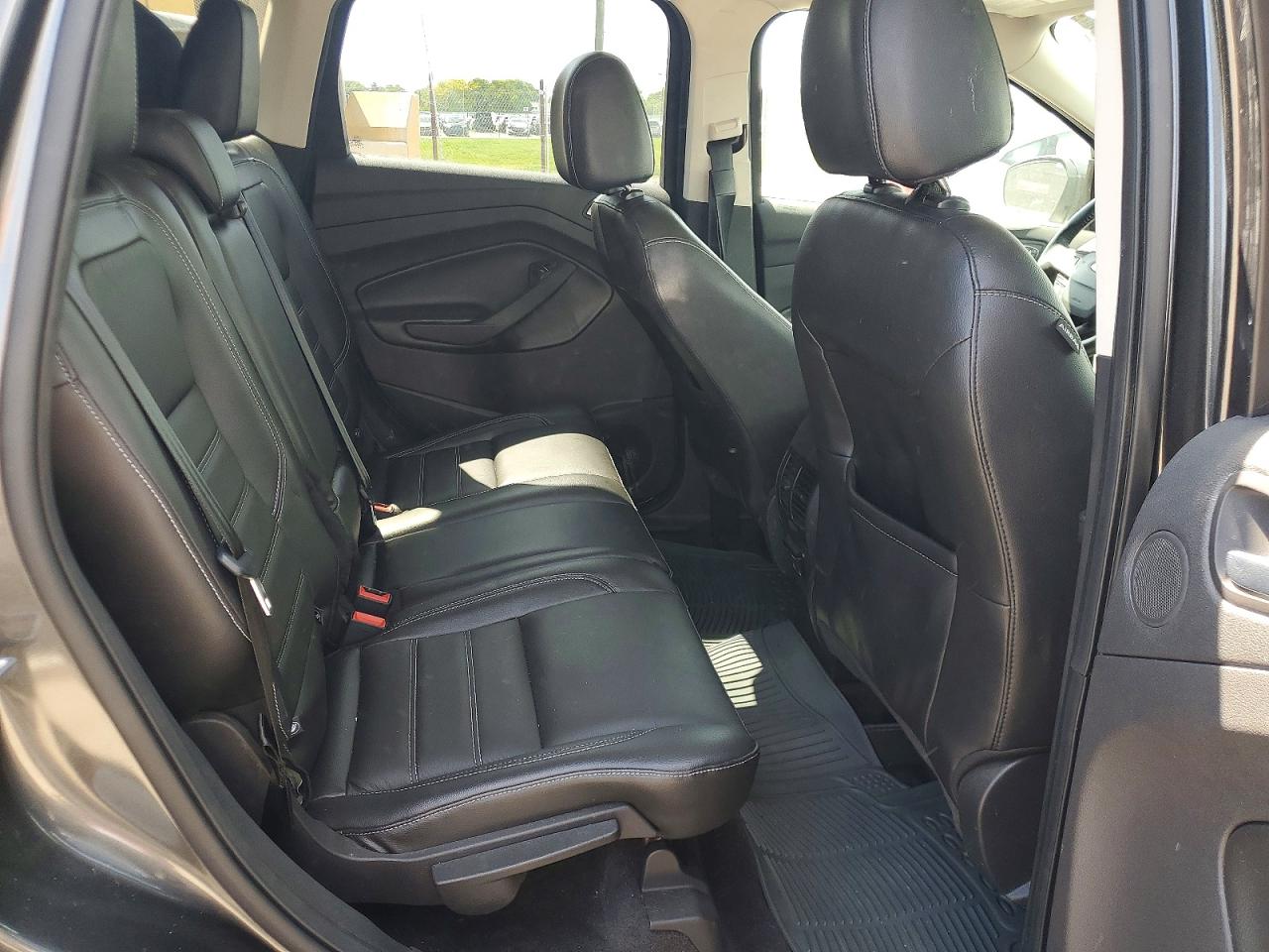 2017 FORD ESCAPE TITANIUM photo 21