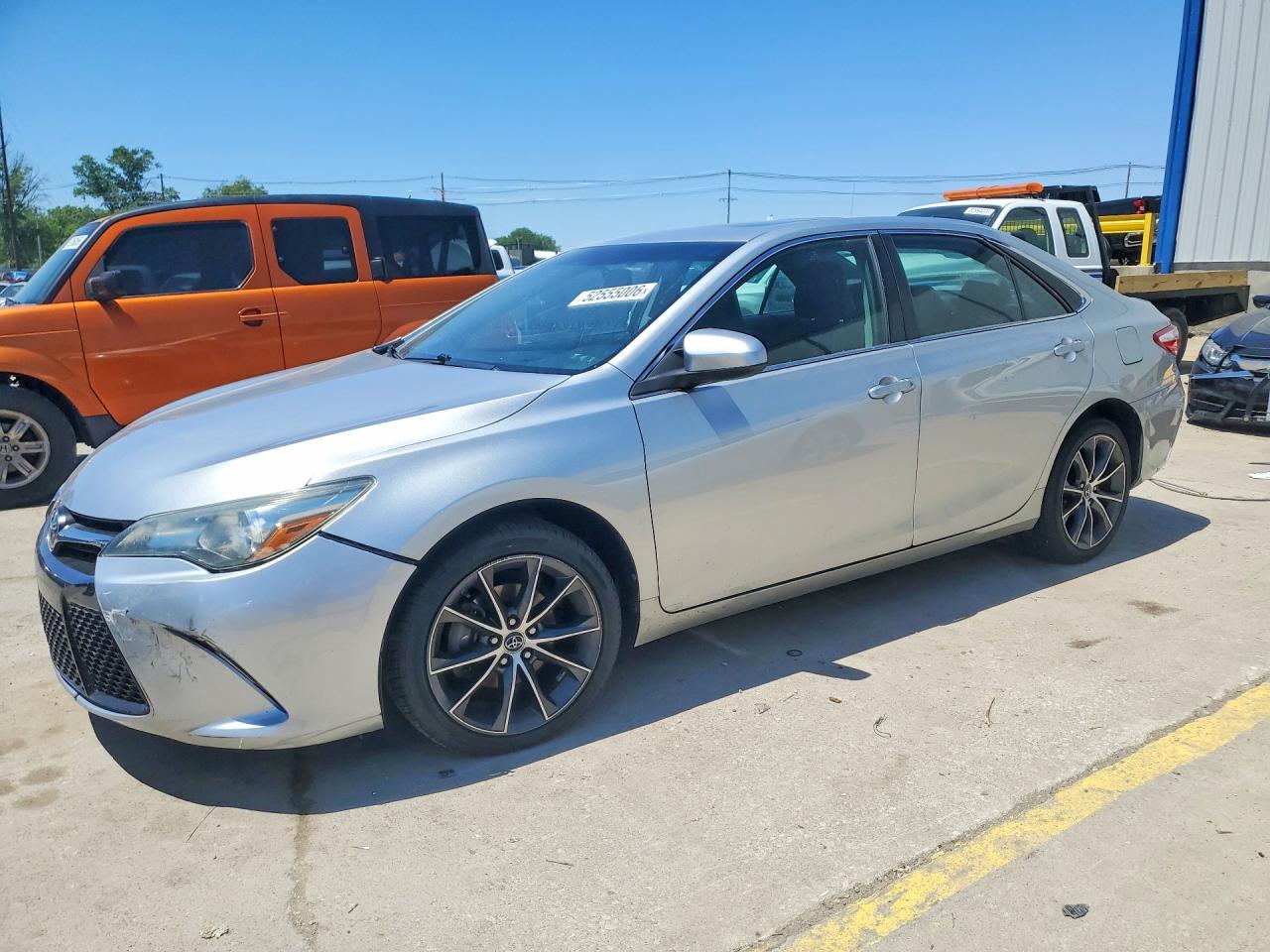 2015 TOYOTA CAMRY