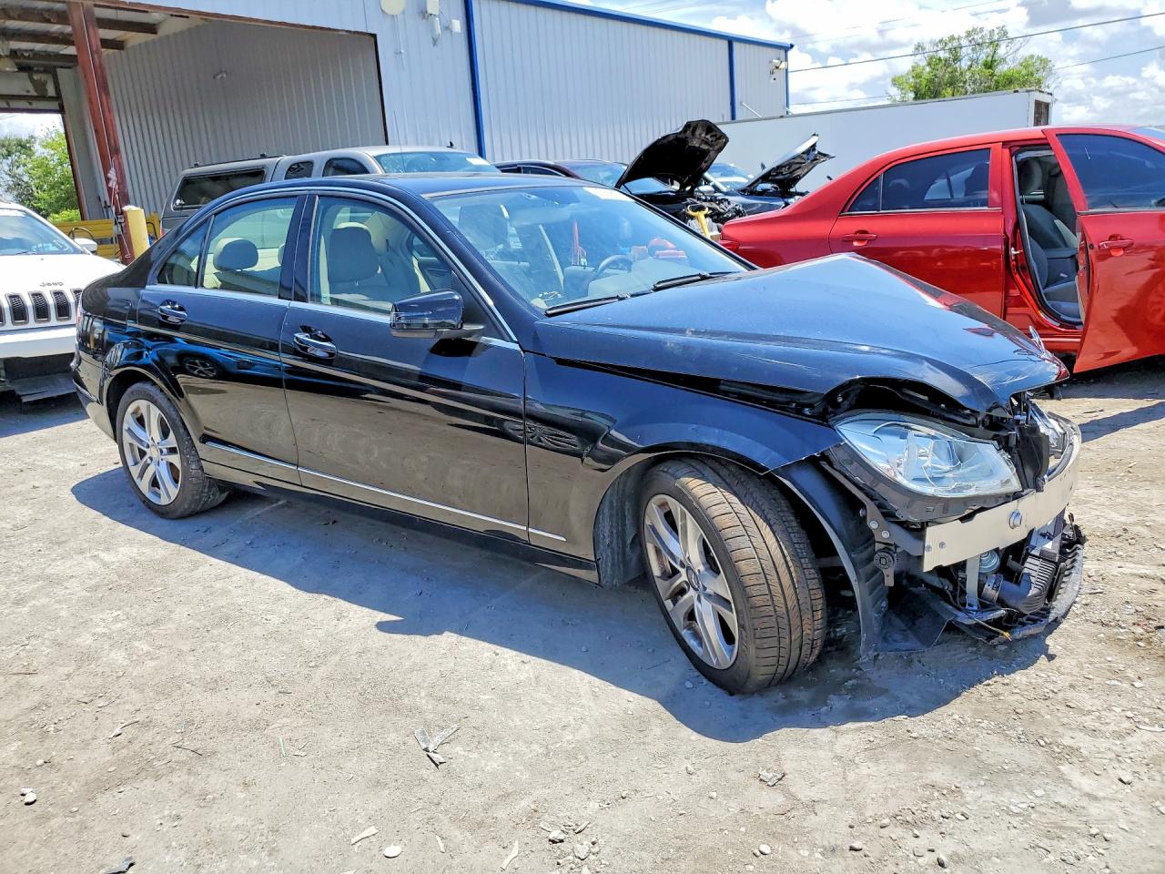 2013 MERCEDES-BENZ C 250 photo 7