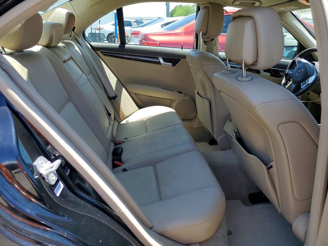 2013 MERCEDES-BENZ C 250 photo 19