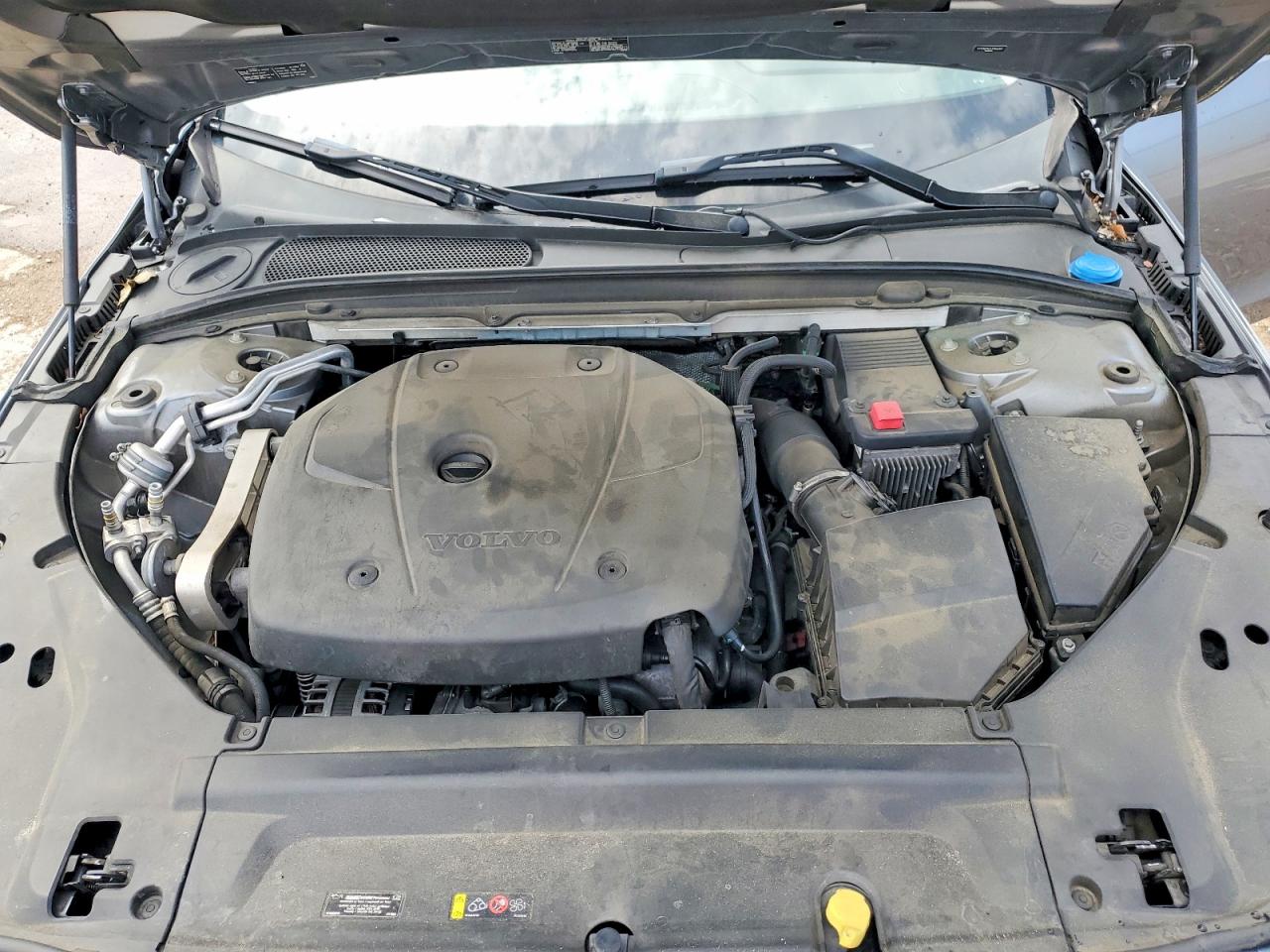2018 VOLVO S90 T5 MOMENTUM photo 21
