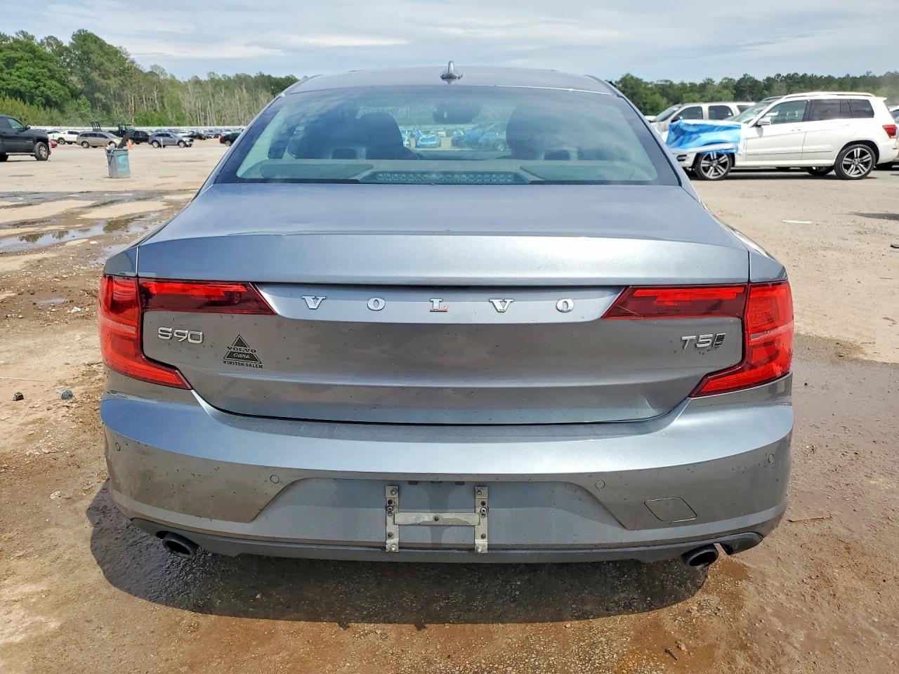2018 VOLVO S90 T5 MOMENTUM photo 11
