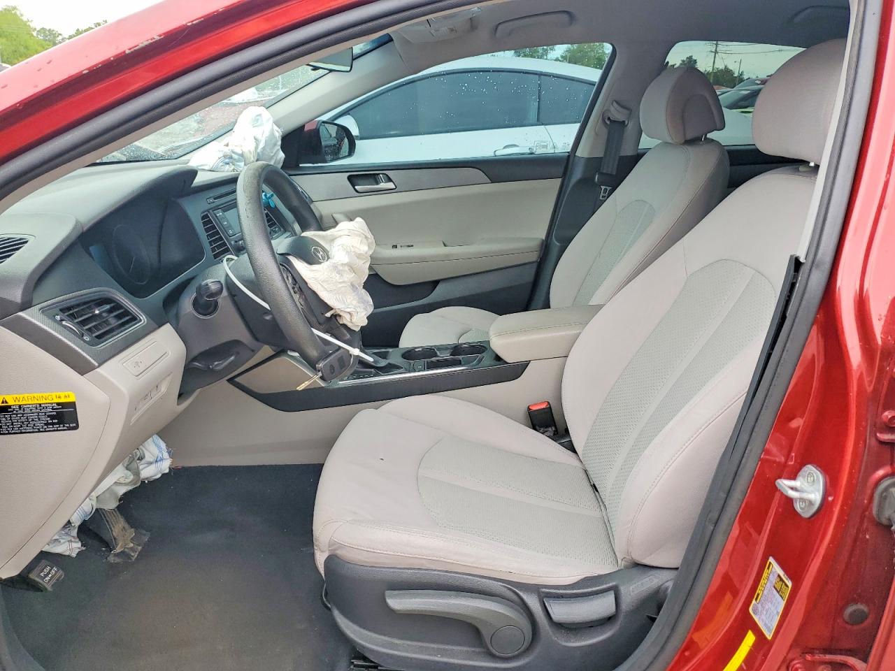 2015 HYUNDAI SONATA SE photo 19