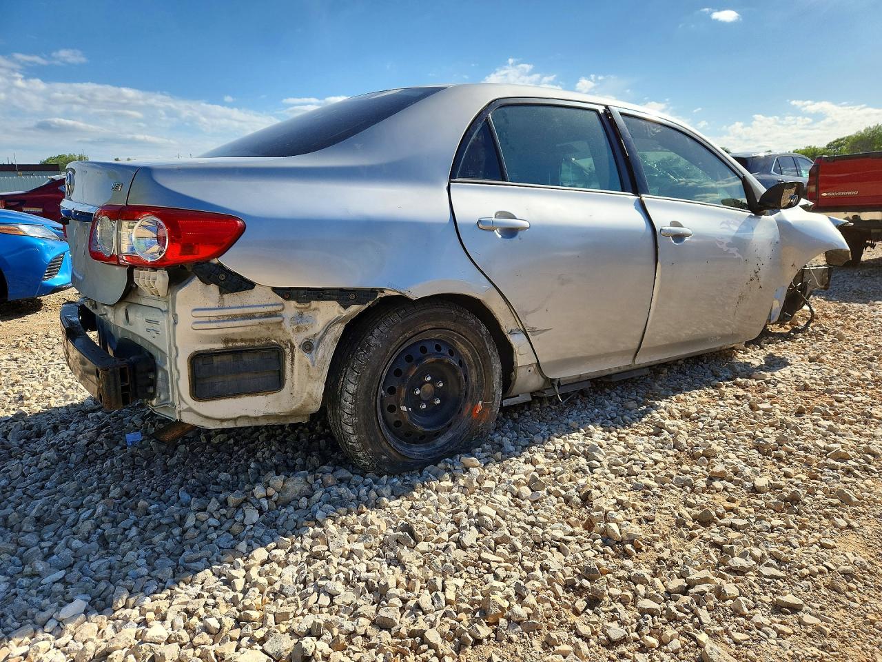 2012 TOYOTA COROLLA LE photo 5