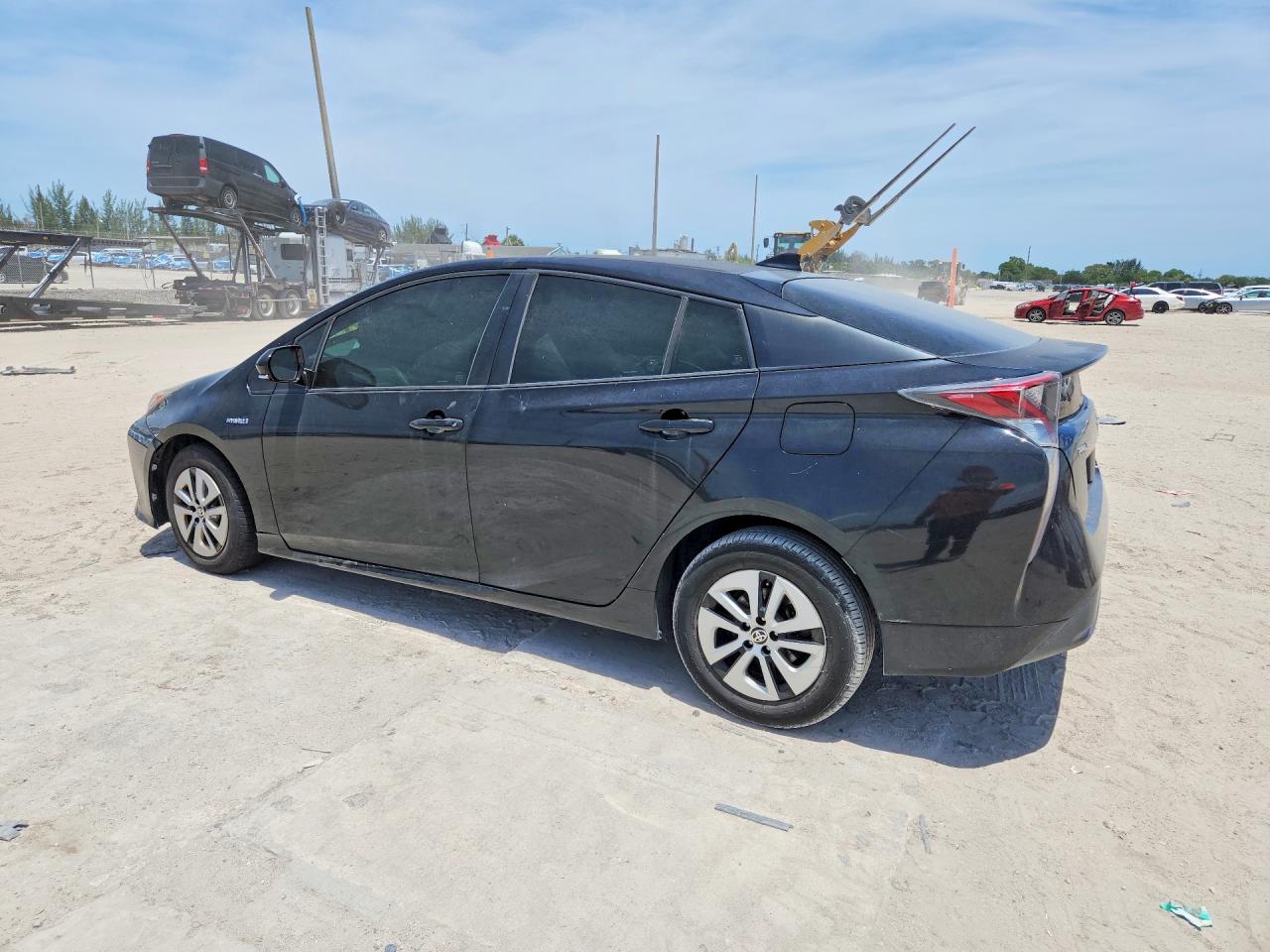 2016 TOYOTA PRIUS TWO ECO photo 4