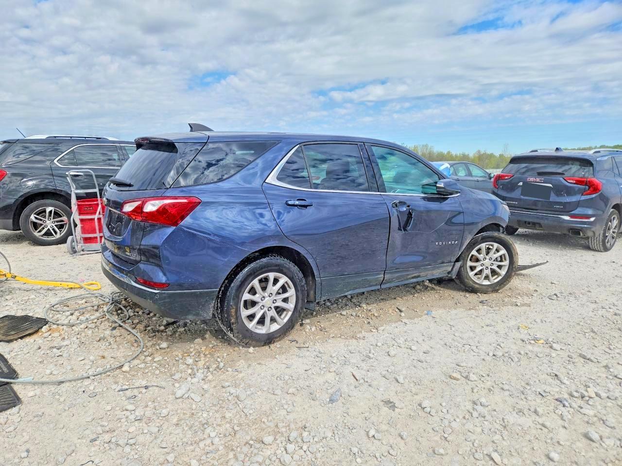 2018 CHEVROLET EQUINOX LT photo 5
