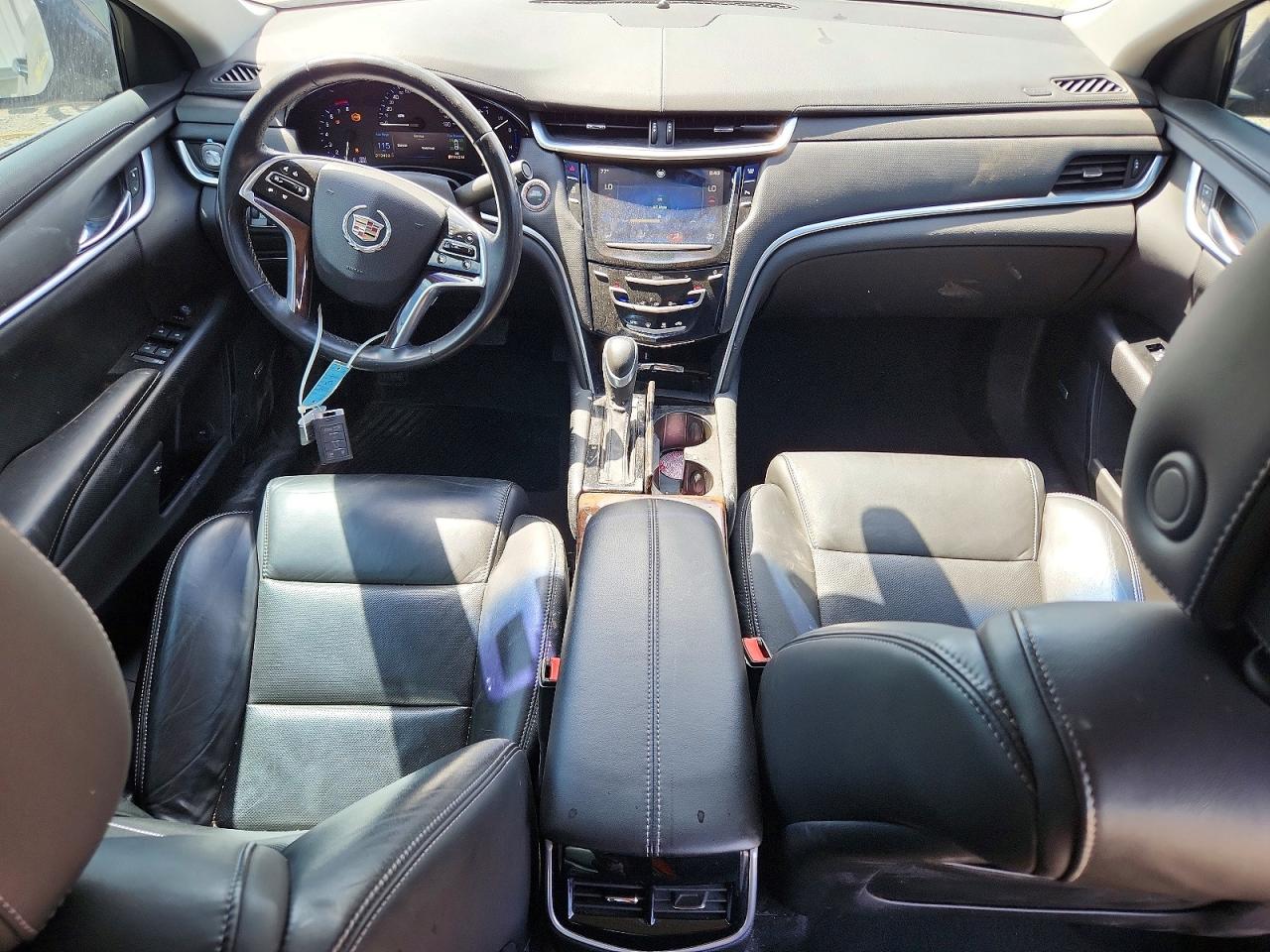 2014 CADILLAC XTS photo 15